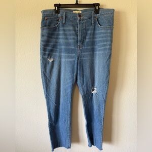 Madewell The Perfect Vintage Jean 33 Straight Leg Light Wash Raw Hem Distressed